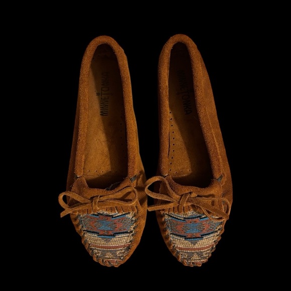 Minnetonka | Suede Moccasins | Woven Aztec Pattern | Size 8.5 | Brown - Picture 1 of 7